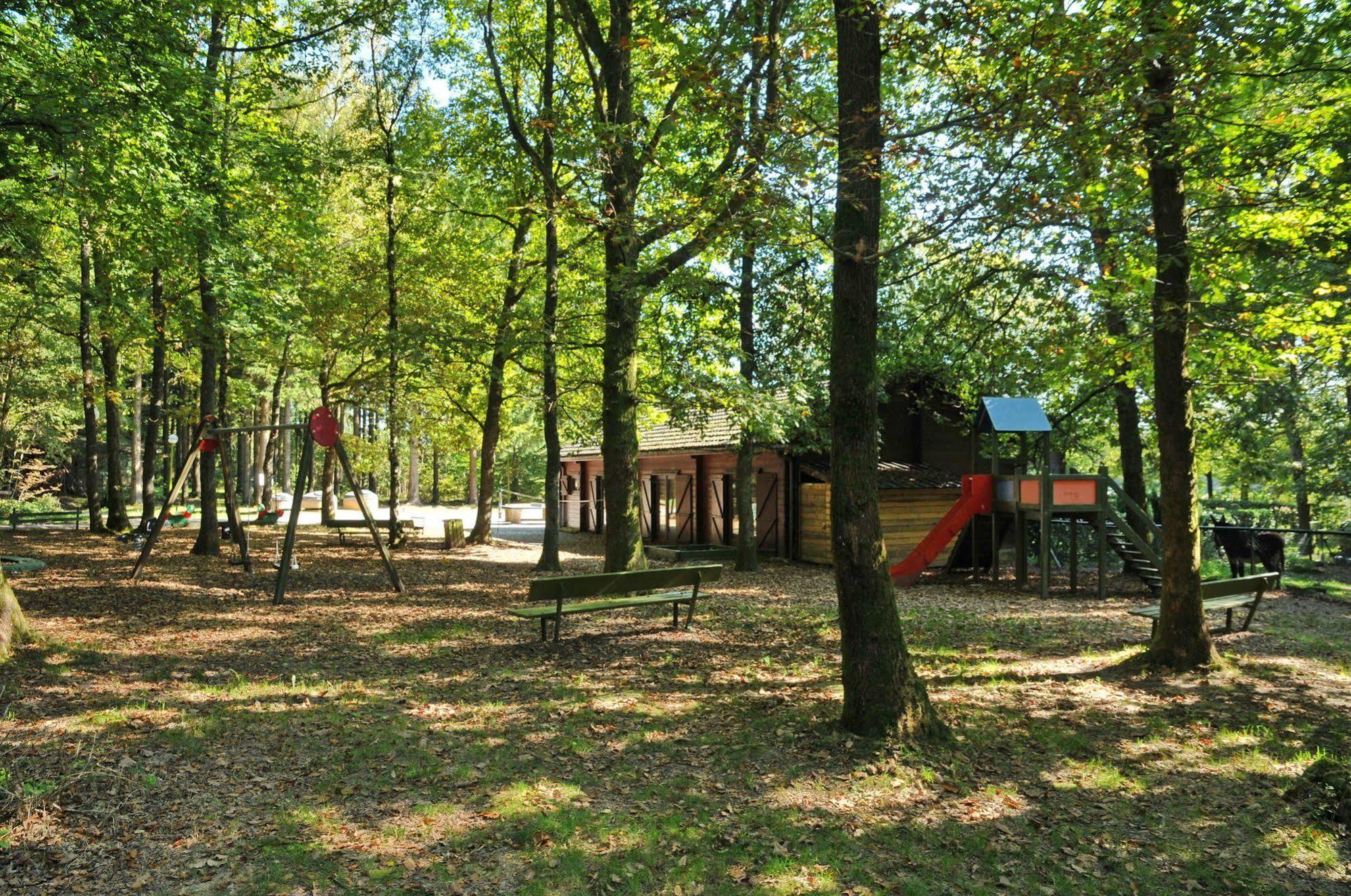 Village De Vacances D'오위니즈 외부 사진
